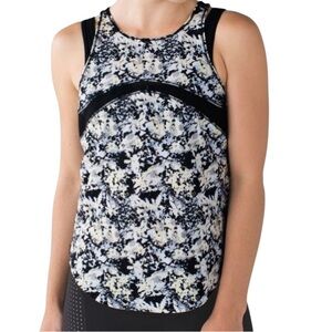 Lululemon Water: Sun Runner Tank Crosscourt Petal Black Clarity Yellow / Black